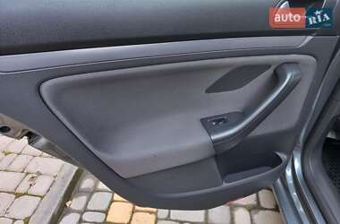 Универсал Volkswagen Golf 2009 в 