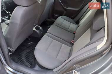 Универсал Volkswagen Golf 2009 в 