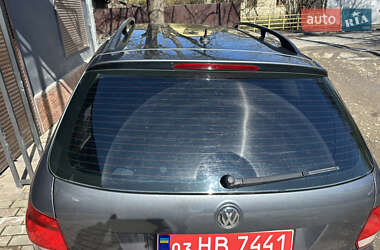Універсал Volkswagen Golf 2010 в 
