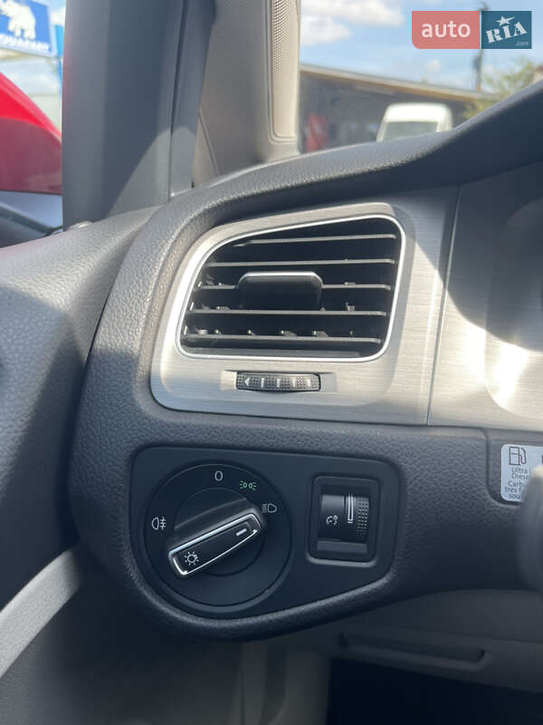 Универсал Volkswagen Golf 2015 в Харькове