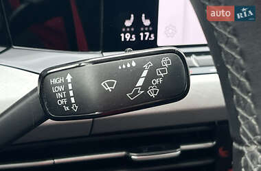 Універсал Volkswagen Golf 2021 в 