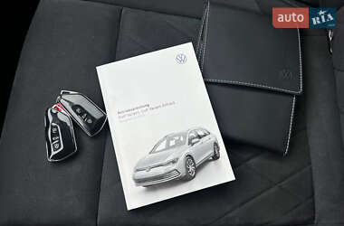 Універсал Volkswagen Golf 2021 в 