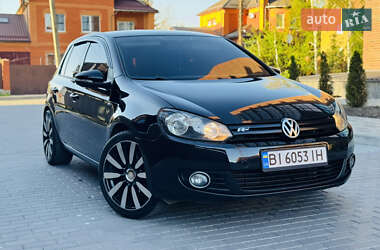Хетчбек Volkswagen Golf 2010 в 