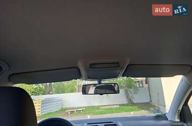 Хэтчбек Volkswagen Golf 2005 в 