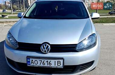 Універсал Volkswagen Golf 2013 в 
