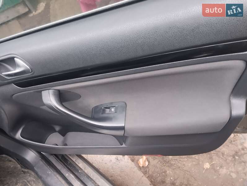 Универсал Volkswagen Golf 2010 в Пирятине