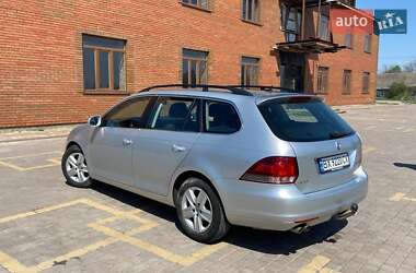 Універсал Volkswagen Golf 2009 в 