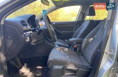 Універсал Volkswagen Golf 2009 в 