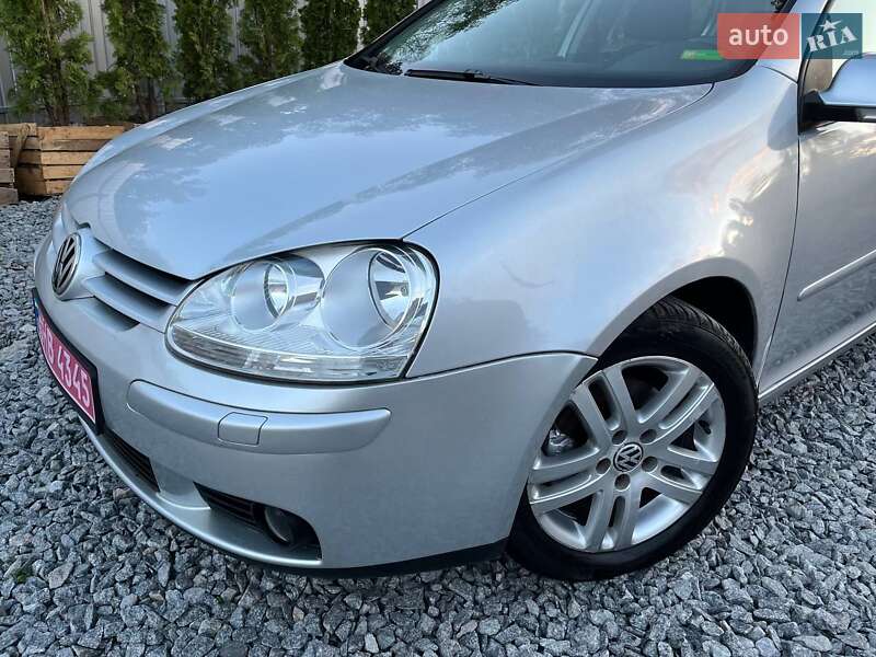 Хэтчбек Volkswagen Golf 2007 в Полтаве