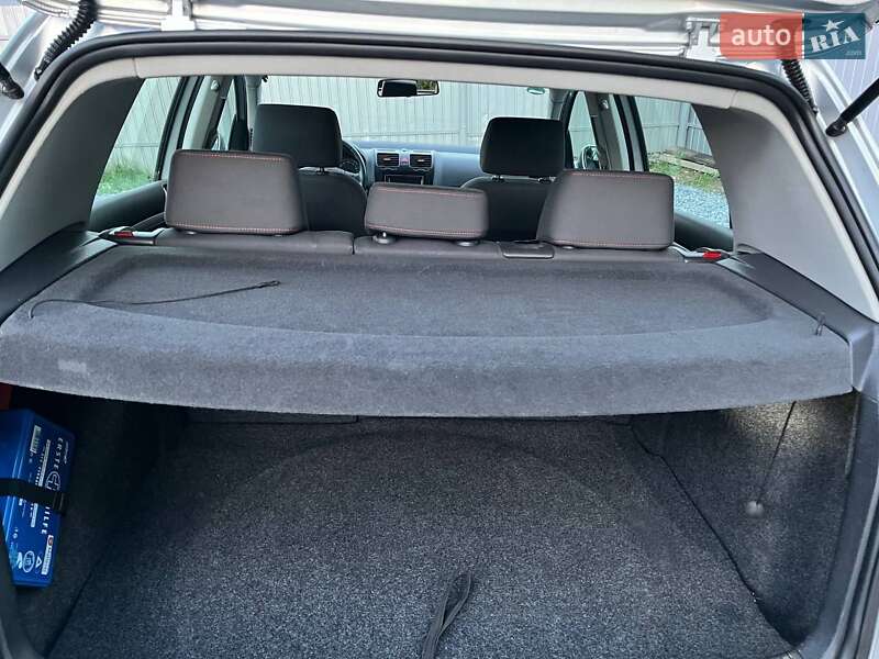 Хэтчбек Volkswagen Golf 2007 в Полтаве