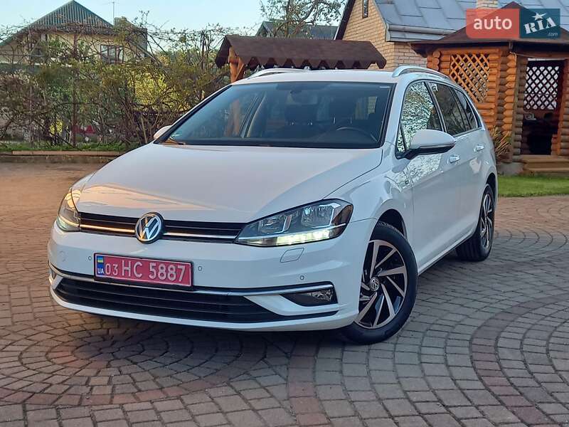Універсал Volkswagen Golf 2018 в 