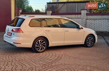 Універсал Volkswagen Golf 2018 в 