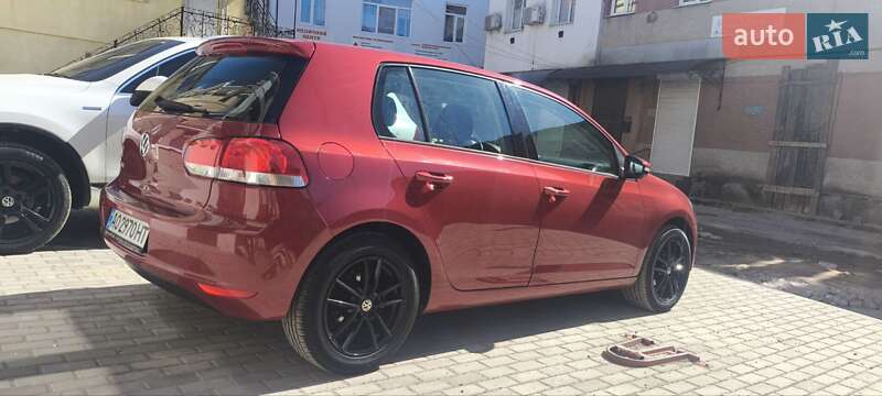 Хэтчбек Volkswagen Golf 2009 в Мукачево