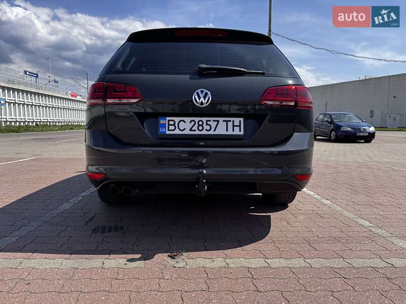 Універсал Volkswagen Golf 2016 в Львові