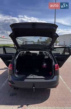 Універсал Volkswagen Golf 2016 в 