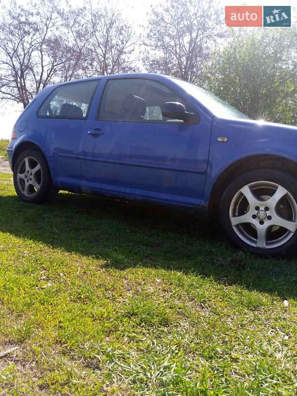 Volkswagen Golf 1999