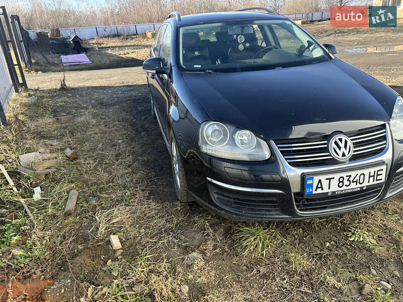 Универсал Volkswagen Golf 2008 в Калуше