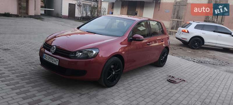 Хэтчбек Volkswagen Golf 2009 в Мукачево