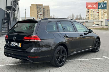 Універсал Volkswagen Golf 2017 в Хмельницькому