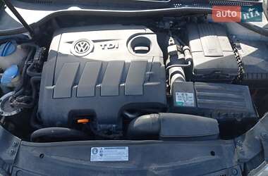 Універсал Volkswagen Golf 2011 в 