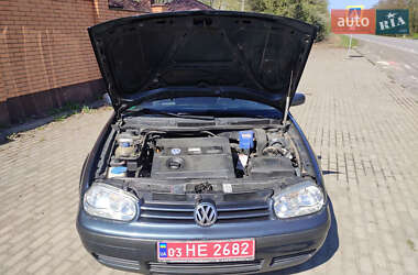 Универсал Volkswagen Golf 2002 в 