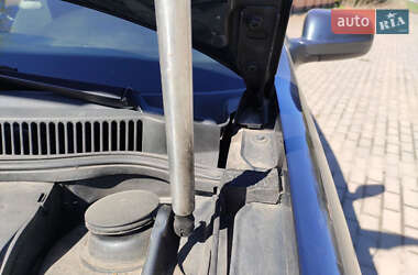 Универсал Volkswagen Golf 2002 в 