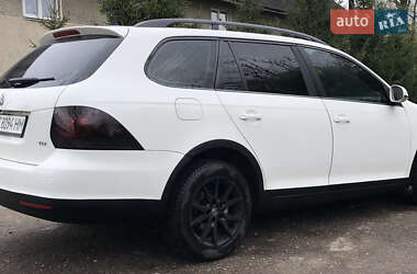 Универсал Volkswagen Golf 2010 в 