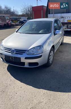 Хэтчбек Volkswagen Golf 2006 в 