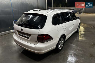 Универсал Volkswagen Golf 2011 в 