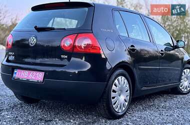 Хэтчбек Volkswagen Golf 2008 в 