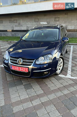 Універсал Volkswagen Golf 2009 в 