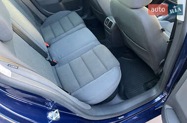 Універсал Volkswagen Golf 2009 в 