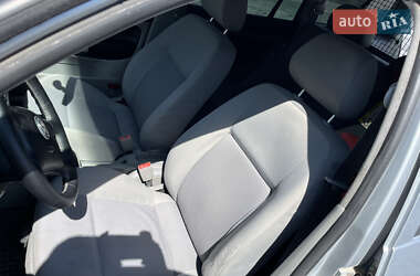 Универсал Volkswagen Golf 2002 в 