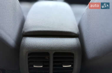 Хэтчбек Volkswagen Golf 2006 в 
