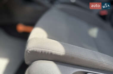 Хэтчбек Volkswagen Golf 2006 в 