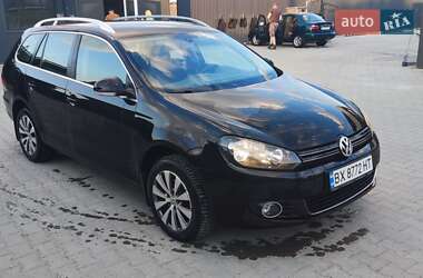 Універсал Volkswagen Golf 2012 в 