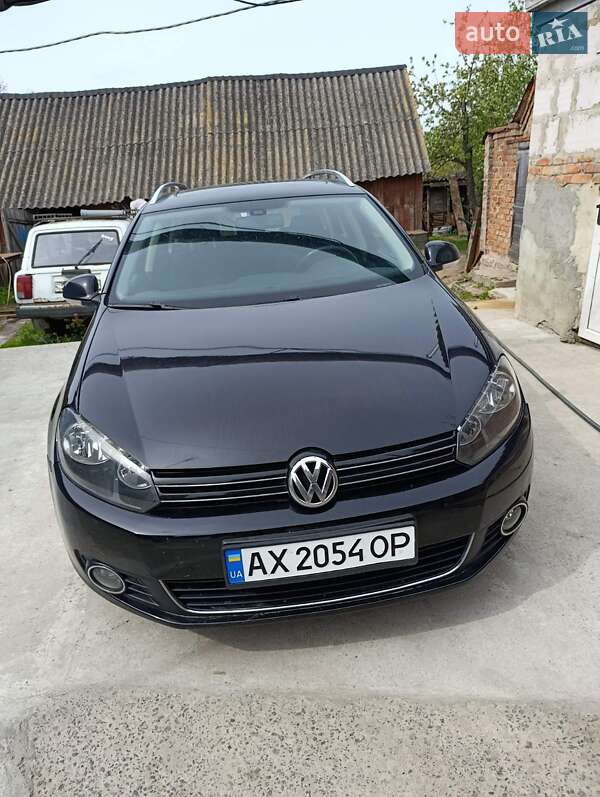 Универсал Volkswagen Golf 2011 в Сумах