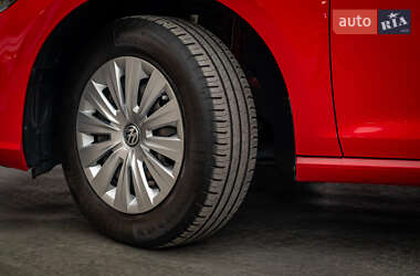 Хетчбек Volkswagen Golf 2020 в 