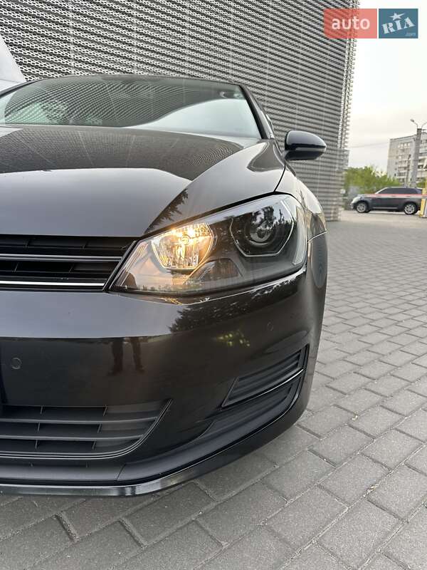 Универсал Volkswagen Golf 2015 в Харькове