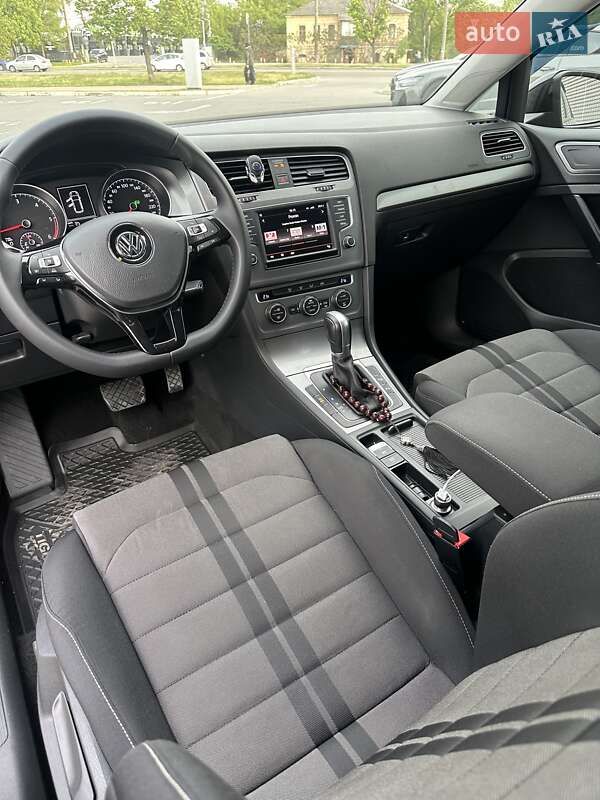Универсал Volkswagen Golf 2015 в Харькове