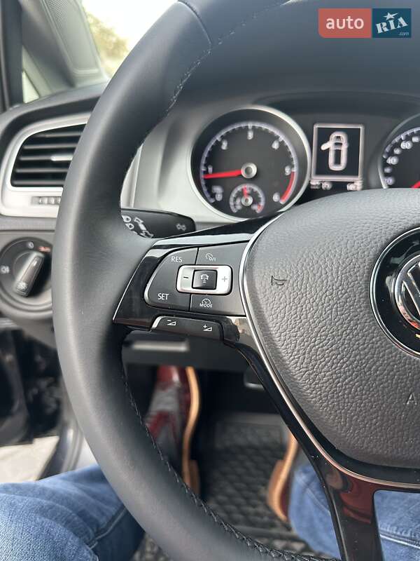 Универсал Volkswagen Golf 2015 в Харькове