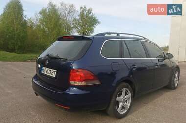 Универсал Volkswagen Golf 2010 в 