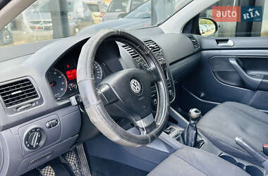Хетчбек Volkswagen Golf 2007 в 
