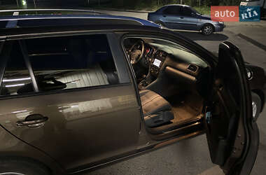 Универсал Volkswagen Golf 2012 в 