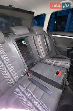Универсал Volkswagen Golf 2012 в 