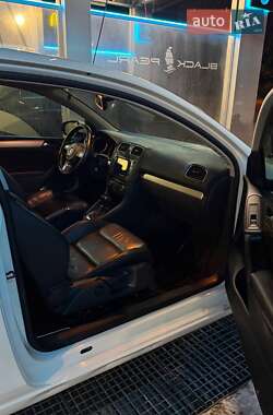 Хэтчбек Volkswagen Golf 2009 в 