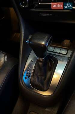 Хэтчбек Volkswagen Golf 2009 в 