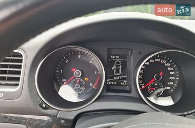 Универсал Volkswagen Golf 2010 в 
