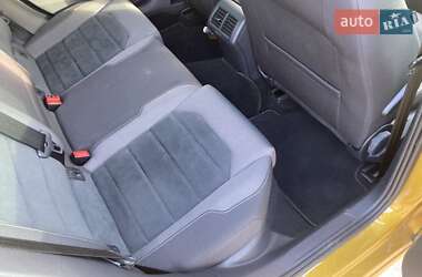 Хетчбек Volkswagen Golf 2018 в 