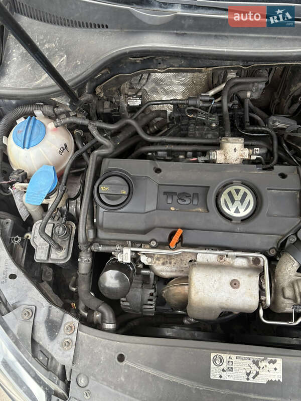 Универсал Volkswagen Golf 2010 в Полтаве